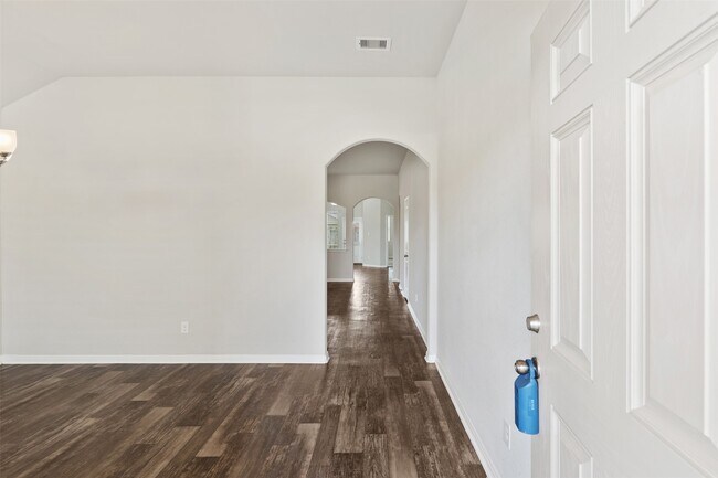 Foto del edificio - 5126 Chester Springs Ln