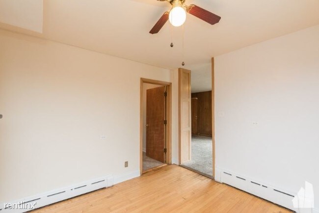 Foto del edificio - 3646 W Fullerton Ave