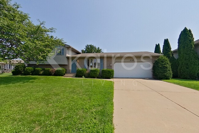 Building Photo - 6155 Brie Ave