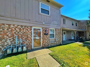 Building Photo - 3610 Roosevelt Blvd