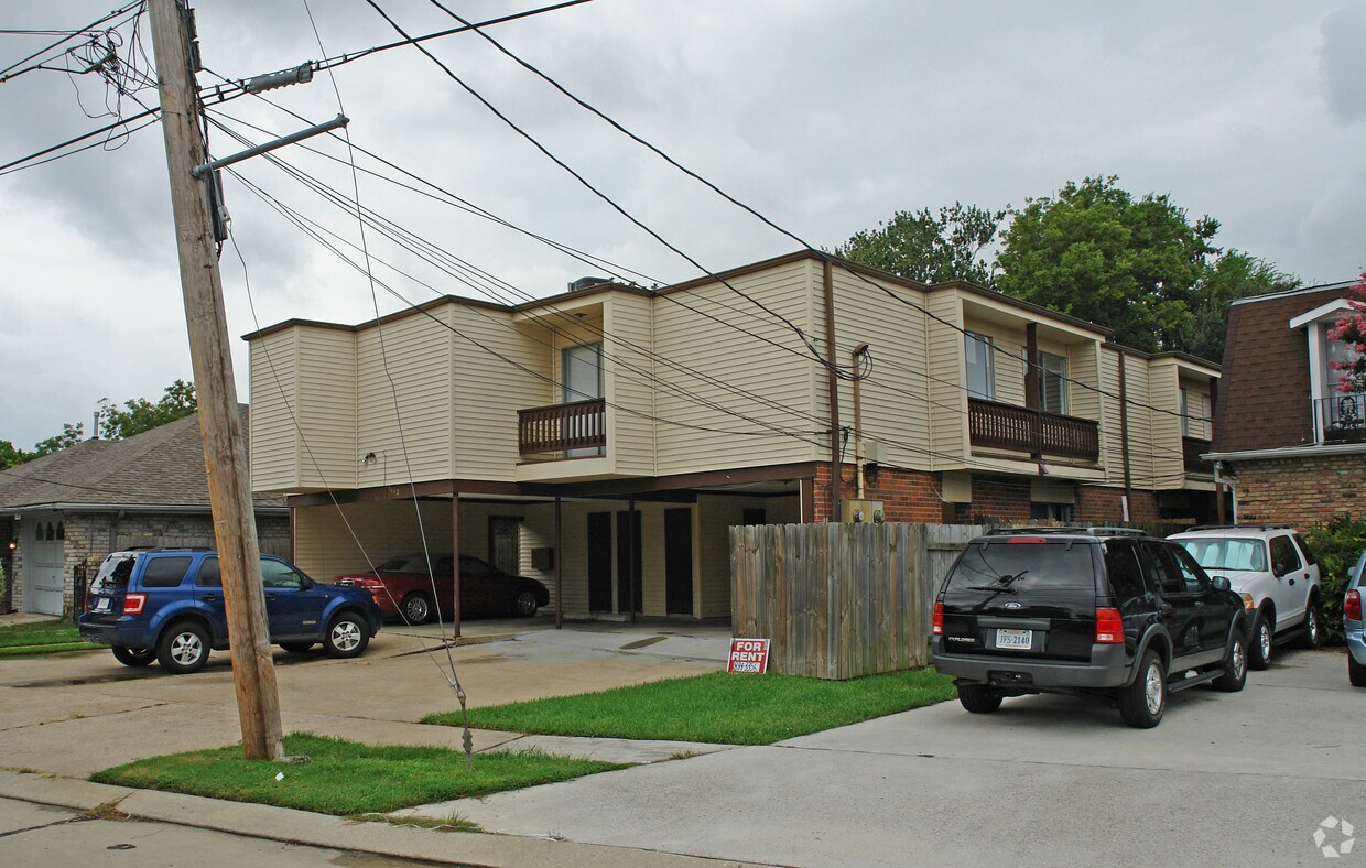 Building Photo - 3112 Kent Ave