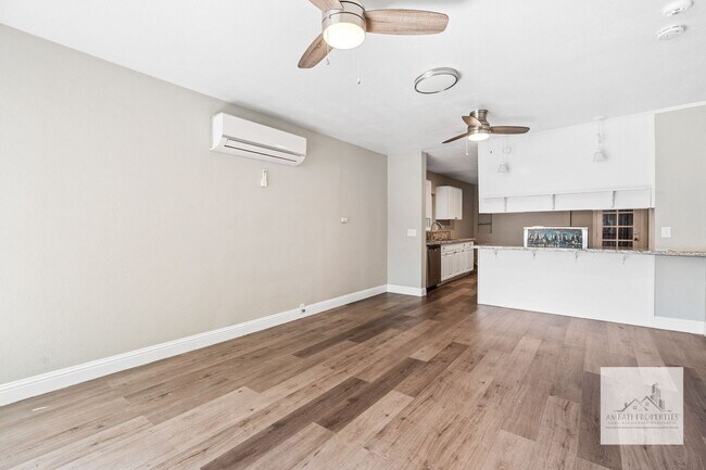Foto del edificio - 1459 N. Ferger Ave