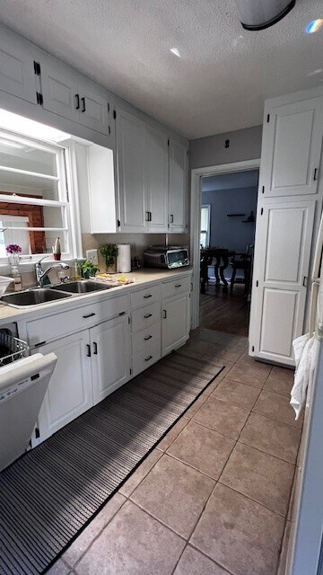 Working appliances - 550 Lincoln Ave SW
