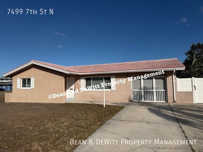 Photo - 7499 7th St N House