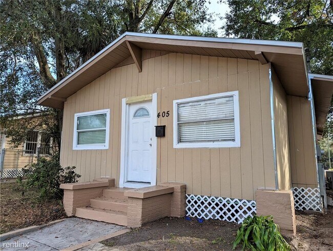 Building Photo - 3 br, 1 bath House - 405 R E Dr Martin Lut...