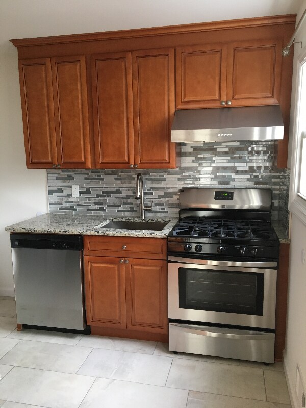 100 Sand Rd, Westwood, NJ 07675 Room for Rent in Westwood, NJ