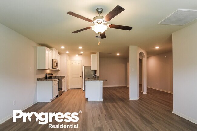 Foto del edificio - 25394 Cypress Creek Loop