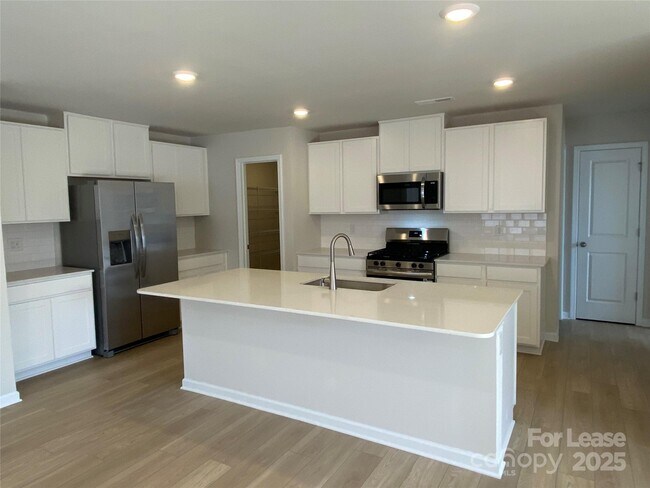 Foto del edificio - 123 Rock Ave