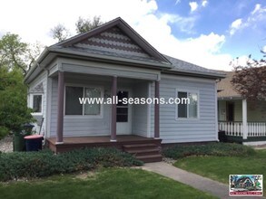 Building Photo - 826 S Cascade Ave