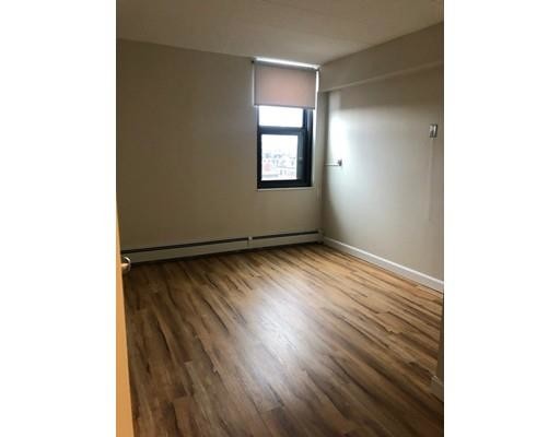 Building Photo - 715 Tremont St