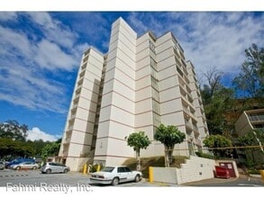 Building Photo - 95-061 Waikalani Dr