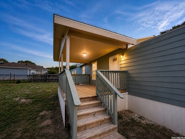 Building Photo - 22823 Copper Cyn Dr