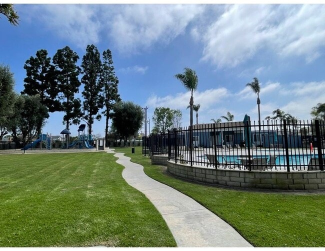 Foto del edificio - 19756 Kingswood Ln