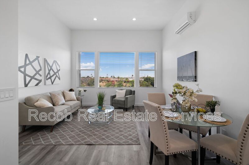 Foto principal - 6634-6644 Rockglen Ave