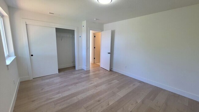 Foto del edificio - 4522 NE 59th Ave