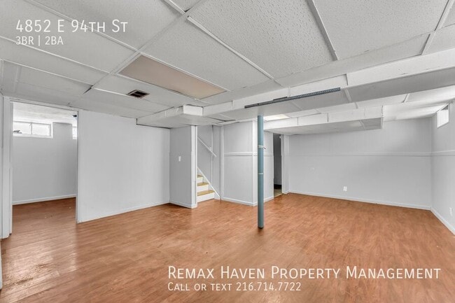 Foto del edificio - 4852 E 94th St