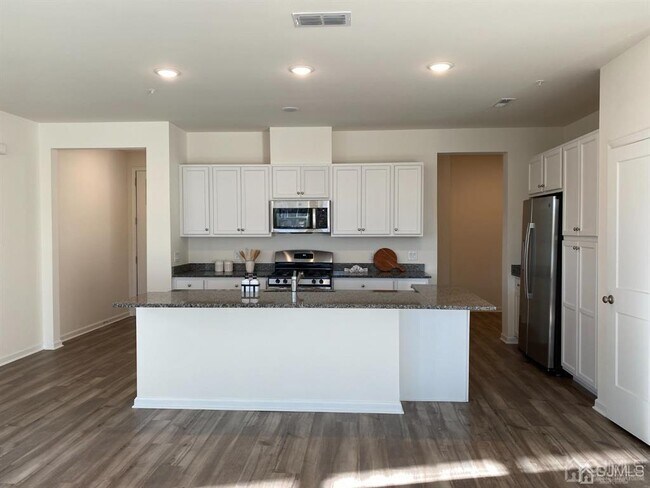 Foto del edificio - 58 Depot Wy