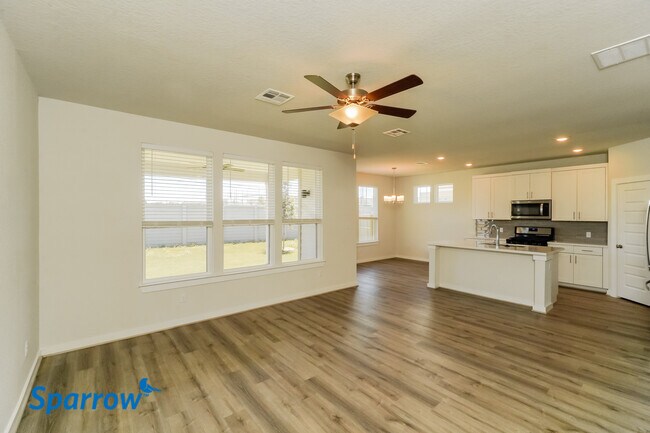 Foto del edificio - 15062 Palm Desert Ct