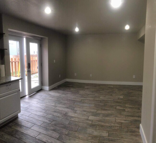 Living Room - 4831 San Amels Way