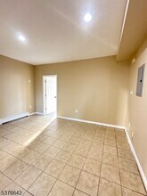 Building Photo - 41 Wakeman Ave