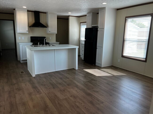 Foto del edificio - 709 N Collins Fwy