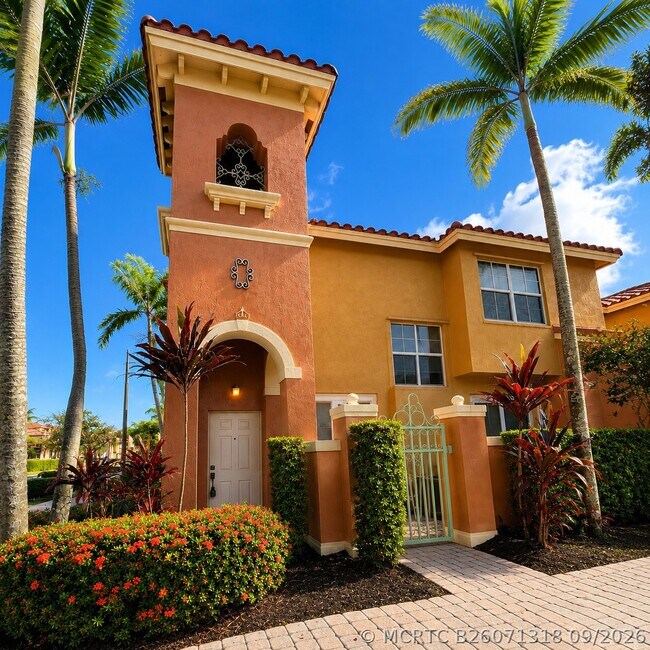 Building Photo - 906 SW 143rd Ave