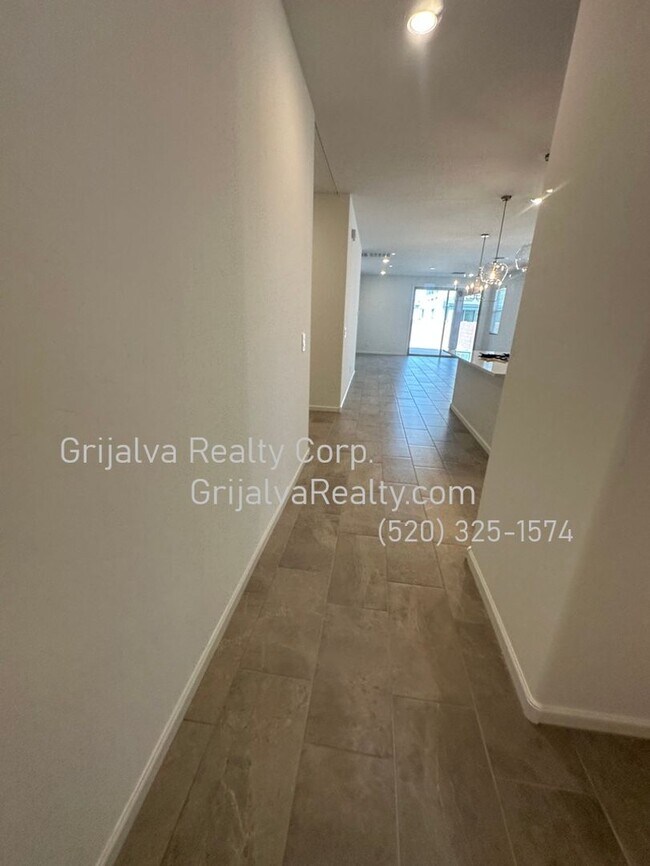Foto del edificio - 9738 W Larson St