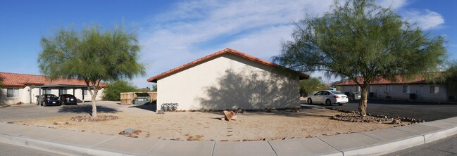 Building Photo - 6671 Ocotillo Ave