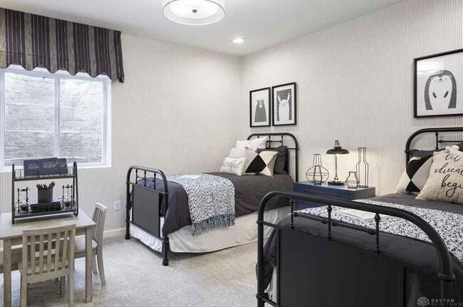 Foto del edificio - 599 Bellasera Dr