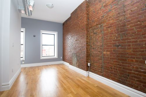 Building Photo - 1484 Fulton St