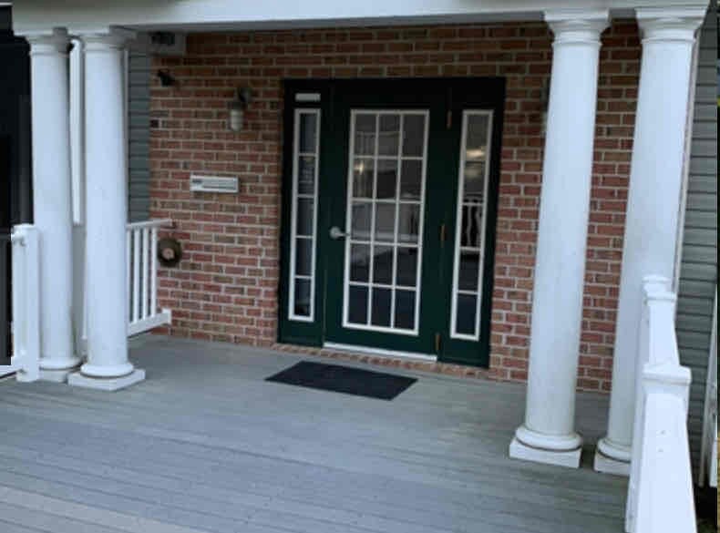 Primary Photo - 45522 Westmeath Way
