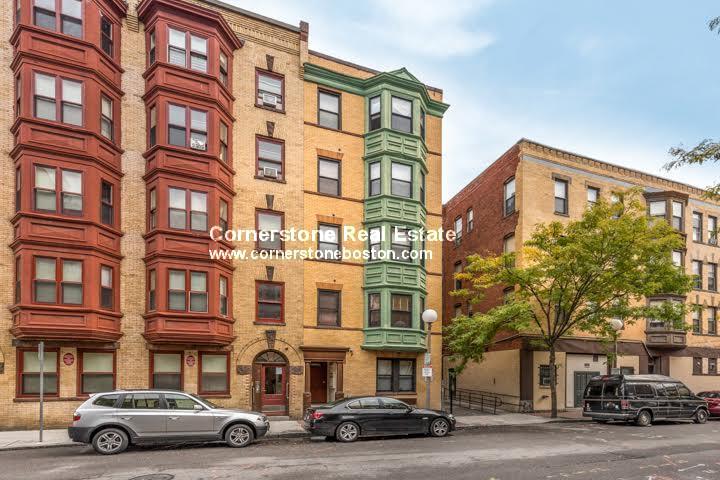 Primary Photo - 31 Cunard St