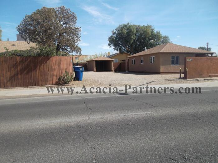 Primary Photo - Great Home Within Walking Distance to U of A