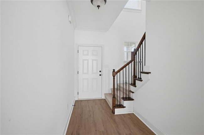 Building Photo - 5060 Rialto Way