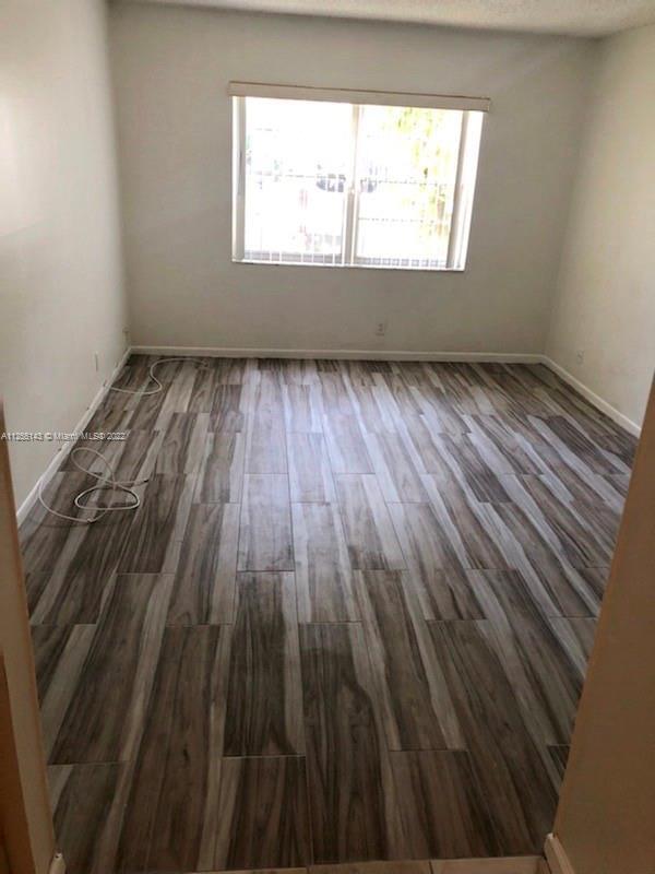 Foto del edificio - 4394 NW 9th Ave
