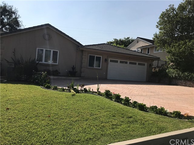 Building Photo - 1765 Vista Del Valle Dr