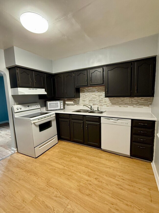 Foto del edificio - Available Now! 2-bed home in Ft. Thomas with lots to offer!