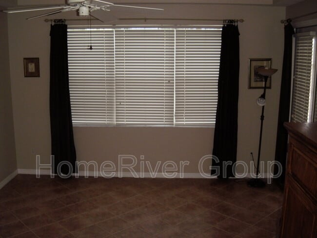 Foto del edificio - 2823 Crane Trace Cir