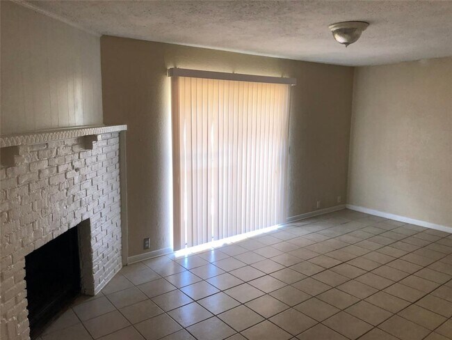 Foto del edificio - 103 Highland Park Ct