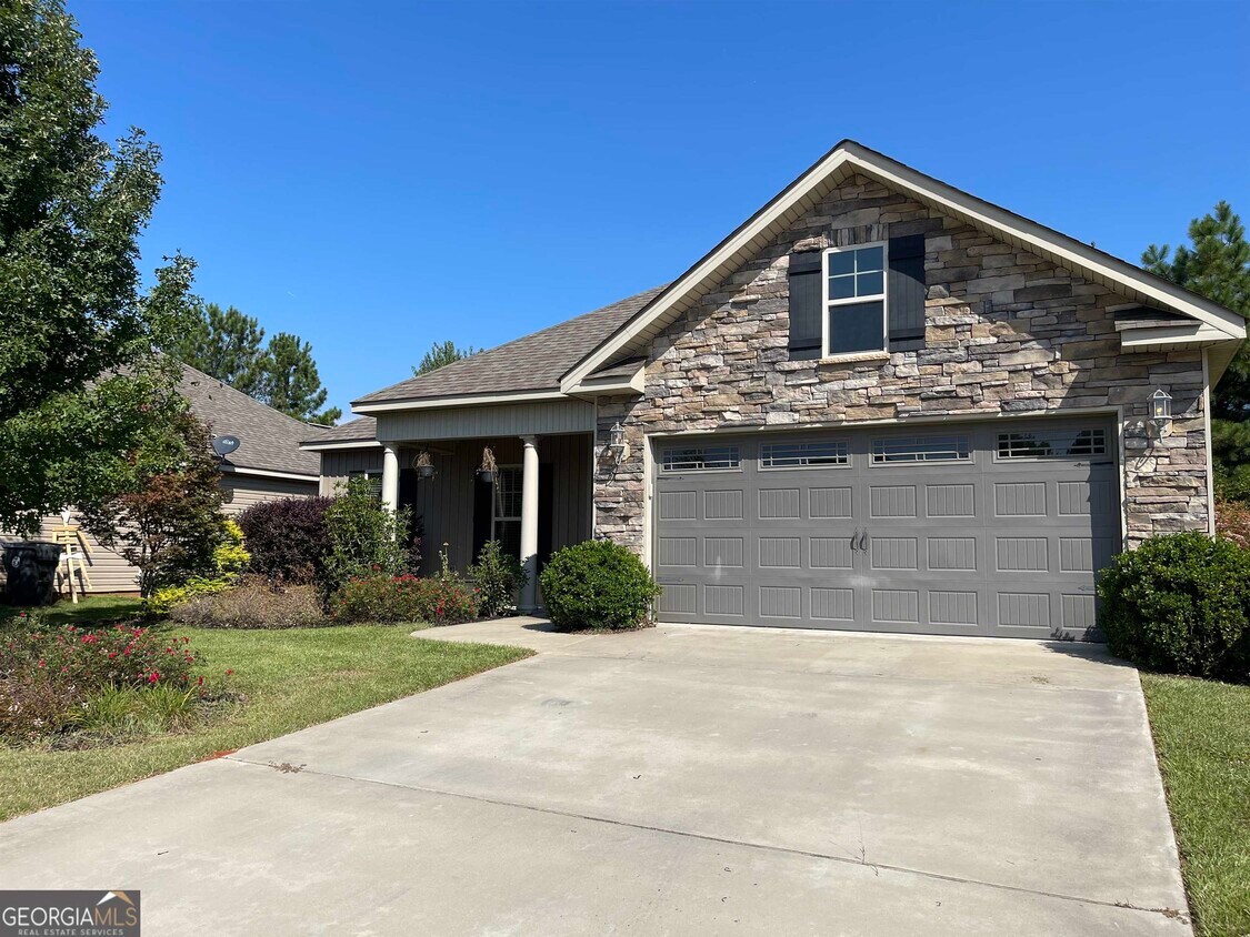 114 Highland Point Dr, Kathleen, GA 31047 House Rental in Kathleen