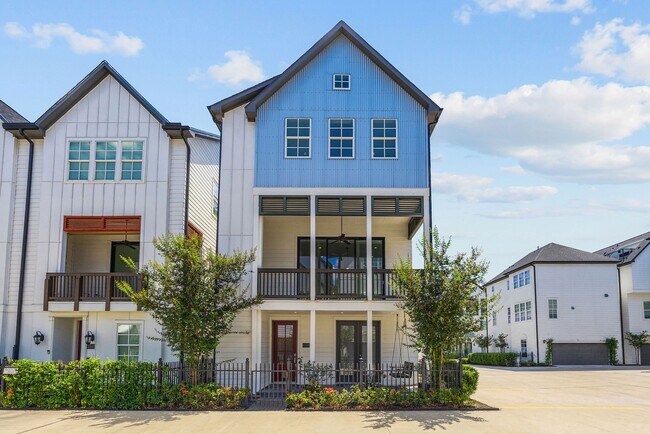 Foto del edificio - 3309 Timbergrove Heights St.