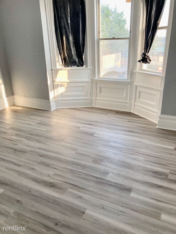 Building Photo - 2 br, 1 bath Townhome - 377 S Orange Ave