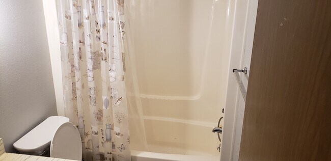 Ducha - 100 S James St