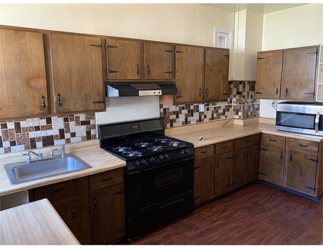 Photo - 518 Winston Ave House