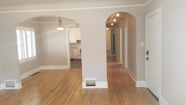 Foto del edificio - 1016 N 9th St