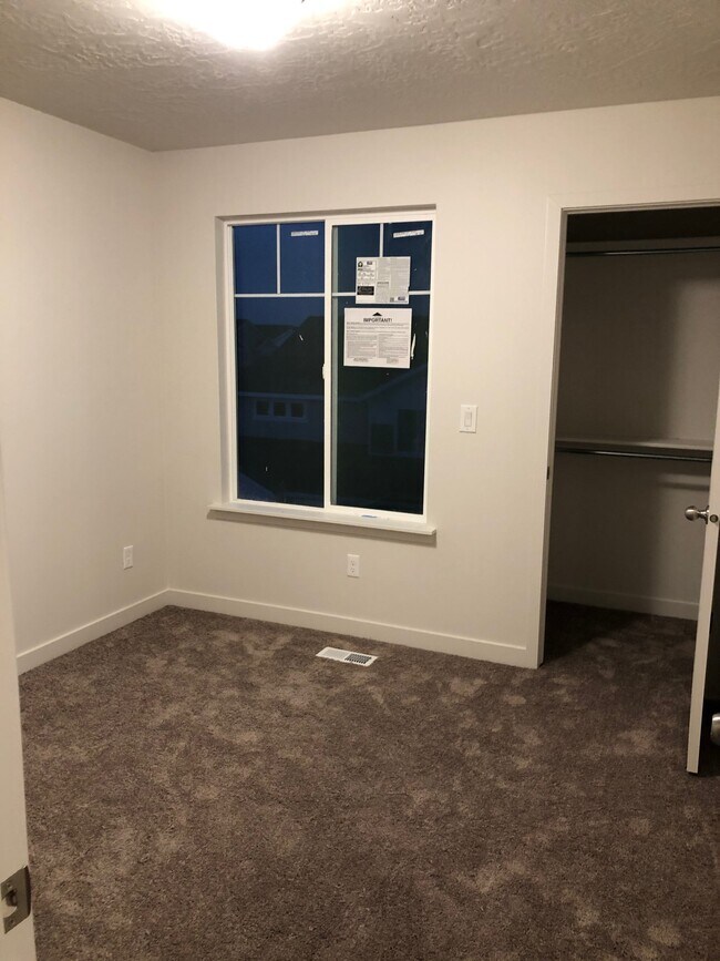 Building Photo - 4209 W Flight Park Ct
