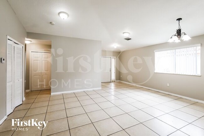 Building Photo - 23140 SW 124th Ave