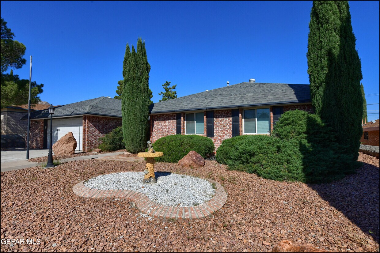 Primary Photo - 3433 Clearview Ln