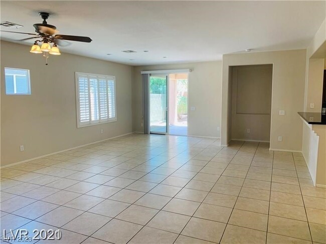Building Photo - 8904 El Diablo Ct