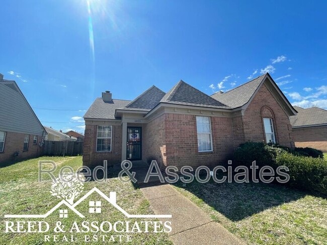 Foto del edificio - 6823 Meadow Chase Ln